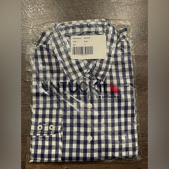 UNTUCKit Women’s Blue Belleza Checkered Collar Shirt Size 4 NWT - Picture 3 of 6